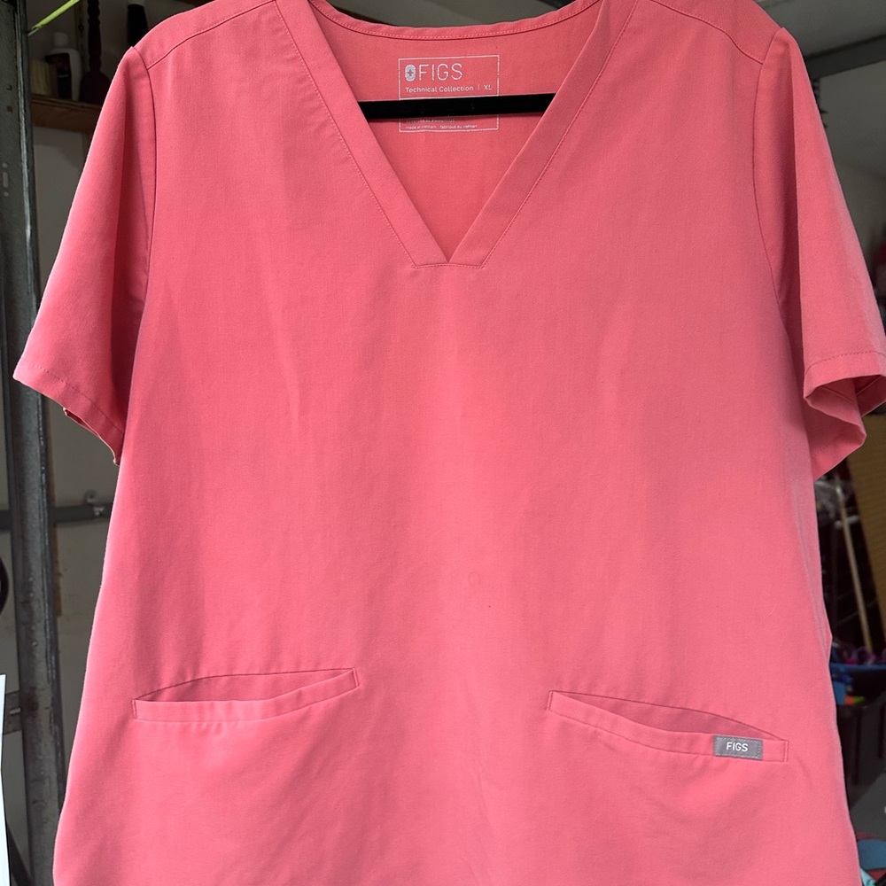 Figs V-Neck Pink Scrub Top